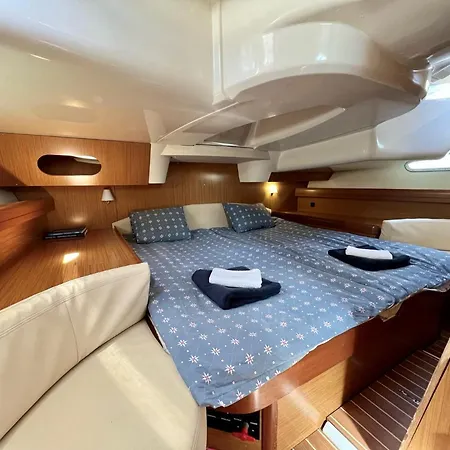 Dream Boat *