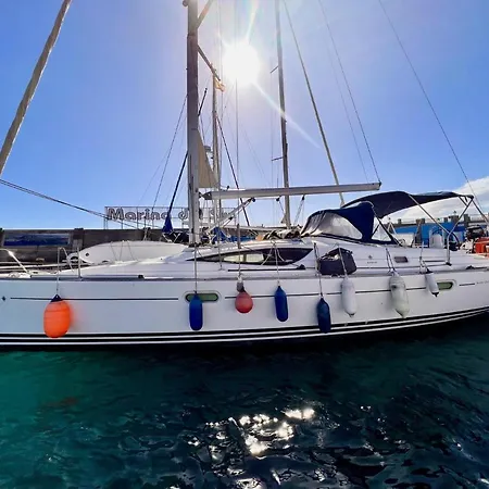 Dream Boat Botel Las Galletas